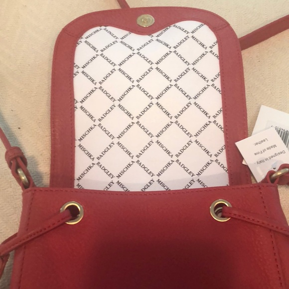 Badgley  Mischka Red Leather Bailey Cross over bag - Picture 2 of 2